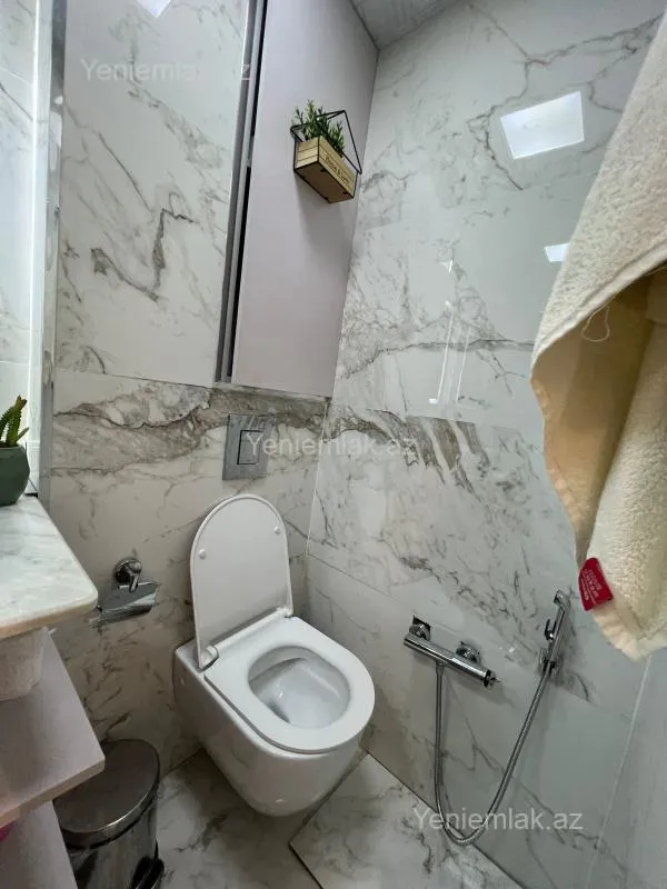 Satılır 3 otaqlı köhnə tikili 65 m²
