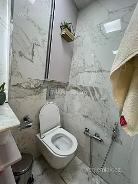 Satılır 3 otaqlı köhnə tikili 65 m²