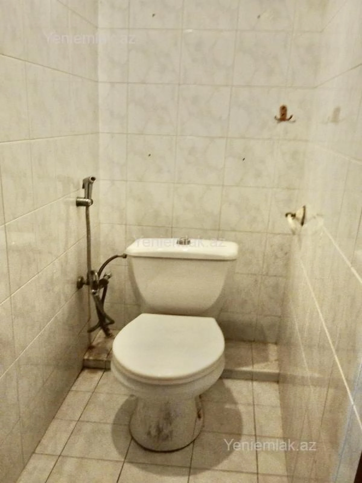Satılır 2 otaqlı köhnə tikili 57 m²