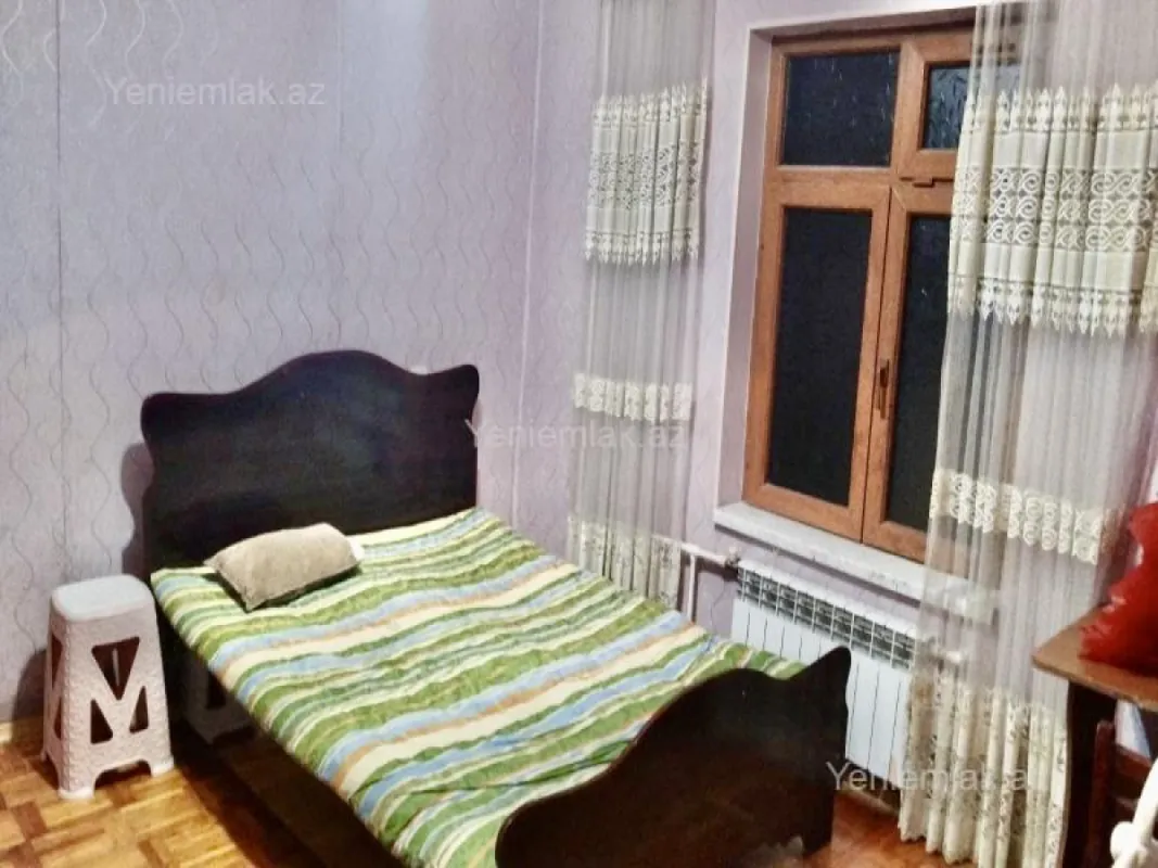 Satılır 2 otaqlı köhnə tikili 57 m²