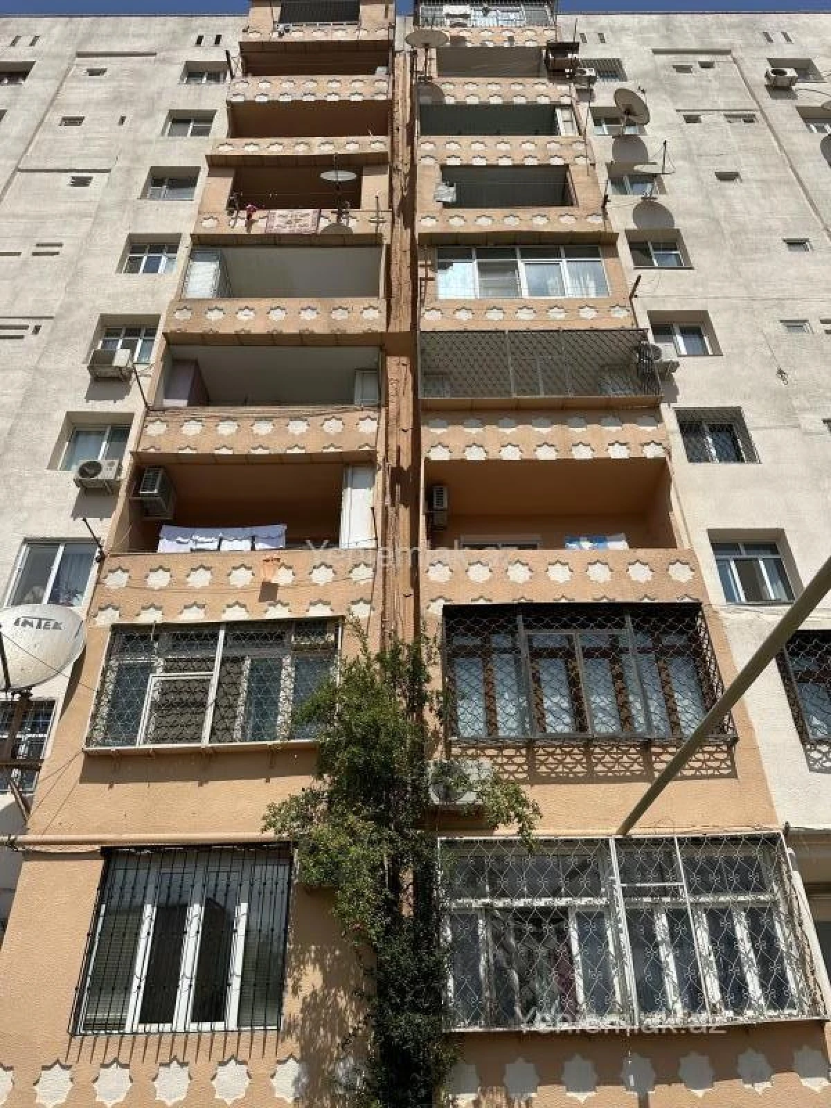 Satılır 2 otaqlı köhnə tikili 57 m²