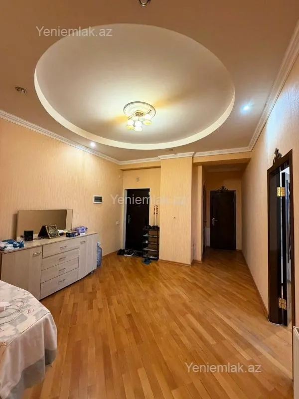 Satılır 2 otaqlı yeni tikili 92 m²