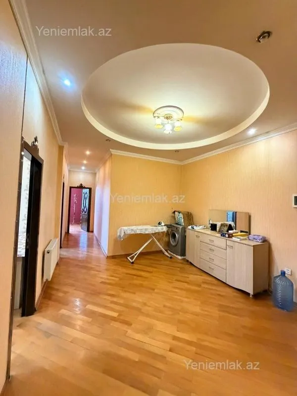 Satılır 2 otaqlı yeni tikili 92 m²