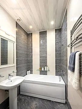Satılır 2 otaqlı yeni tikili 92 m²
