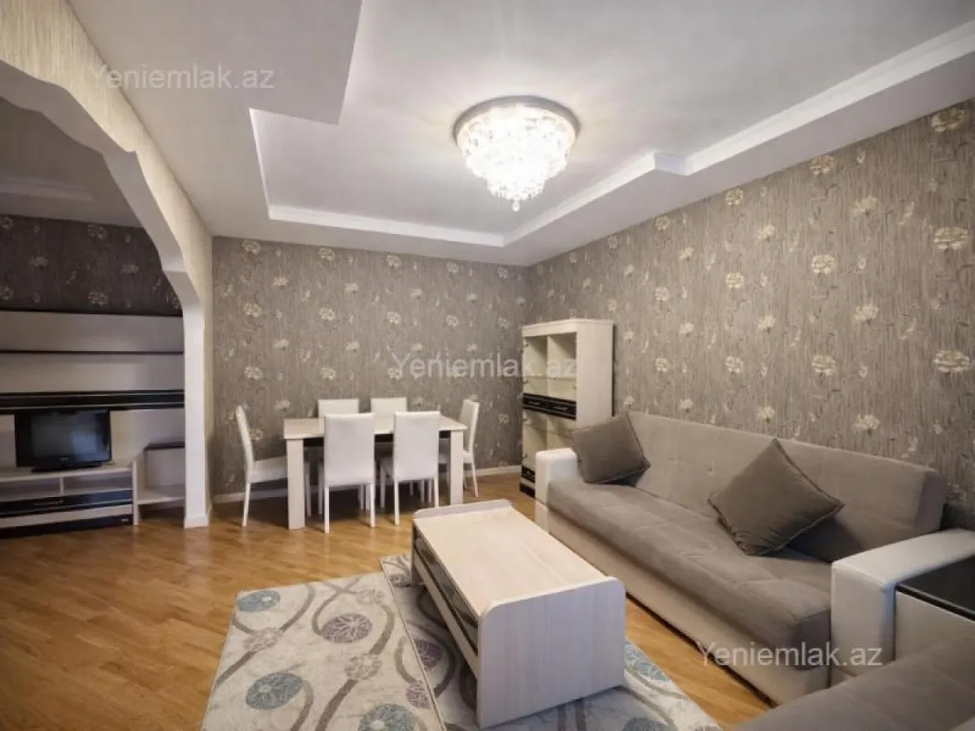 Satılır 5 otaqlı köhnə tikili 120 m²