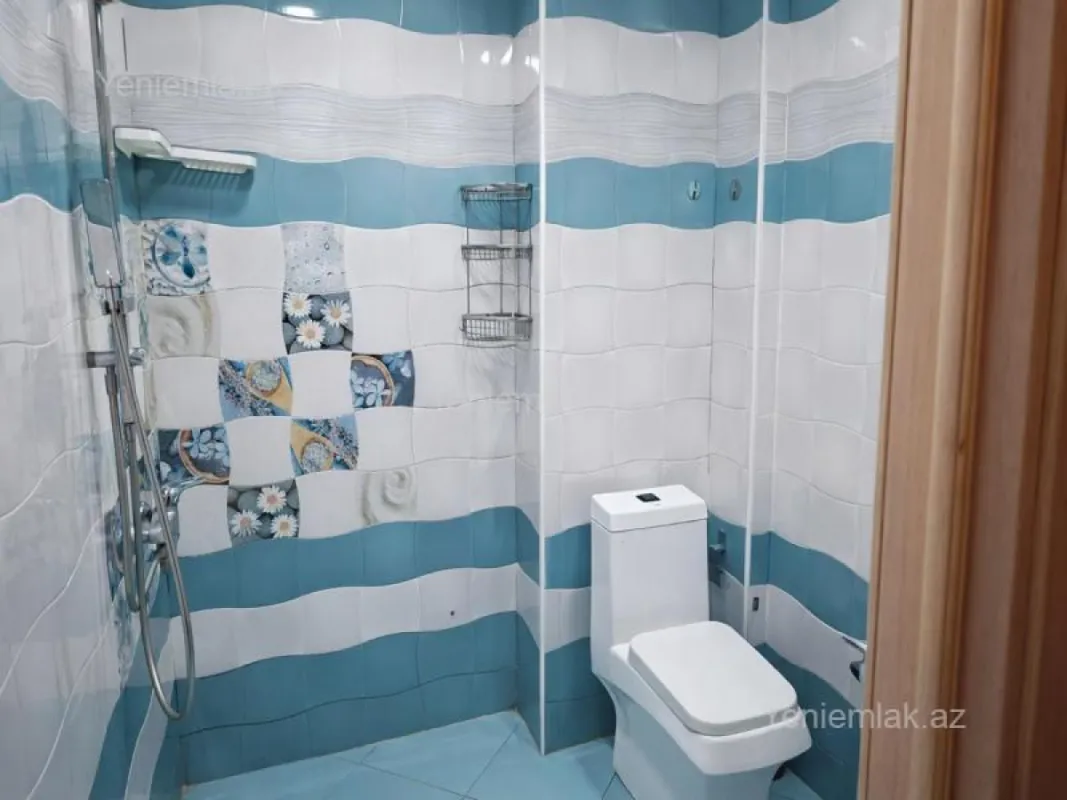 Satılır 5 otaqlı köhnə tikili 120 m²