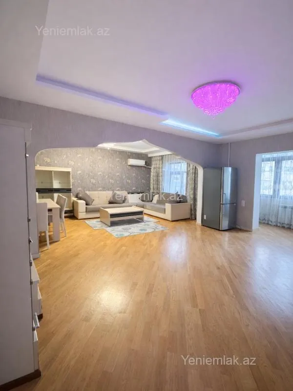 Satılır 5 otaqlı köhnə tikili 120 m²