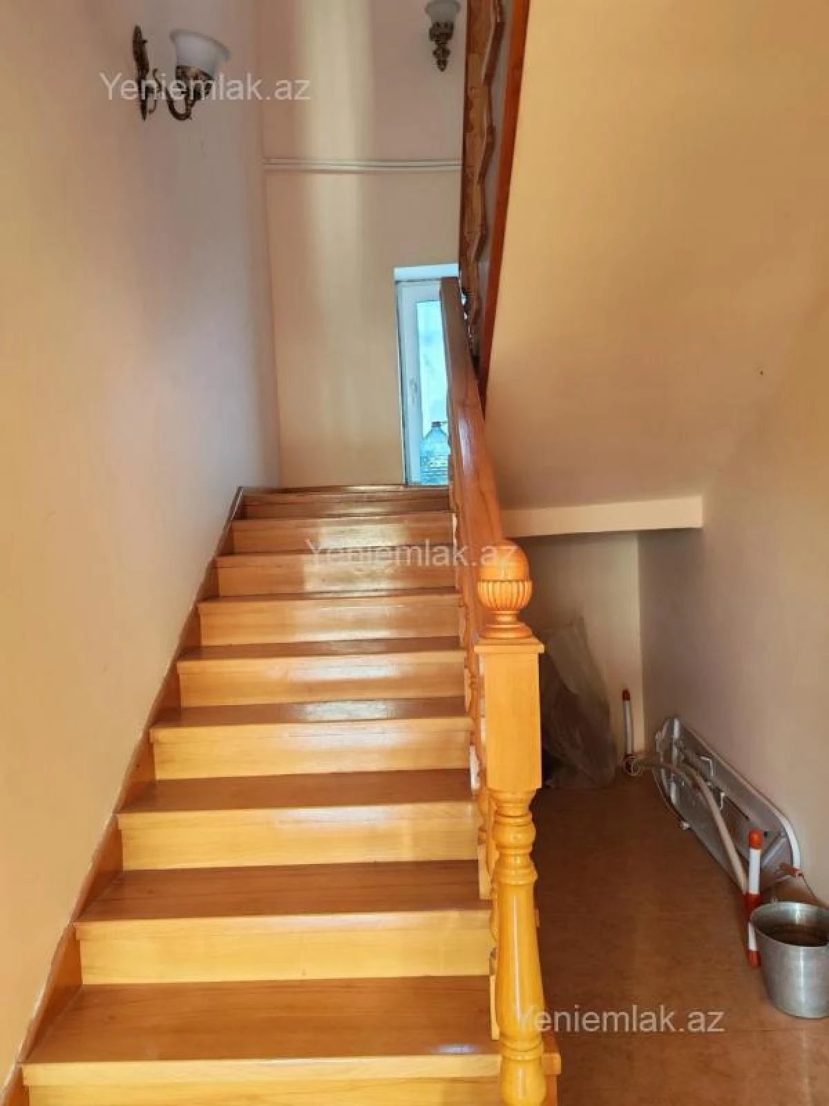 Satılır 5 otaqlı həyət evi 154 m²