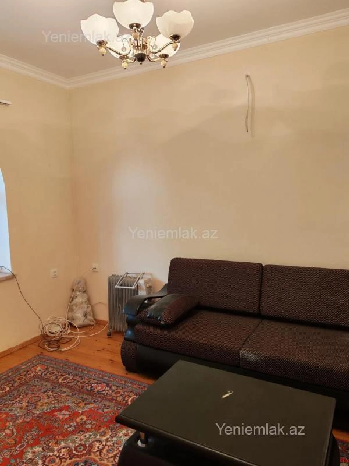 Satılır 5 otaqlı həyət evi 154 m²