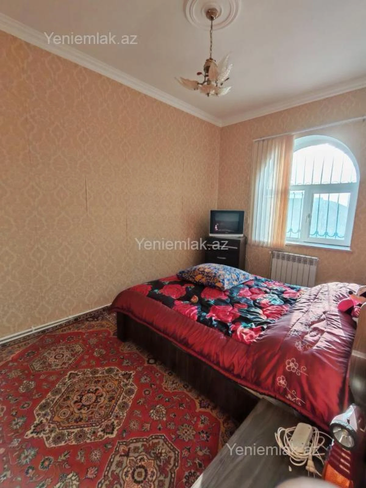 Satılır 5 otaqlı həyət evi 154 m²