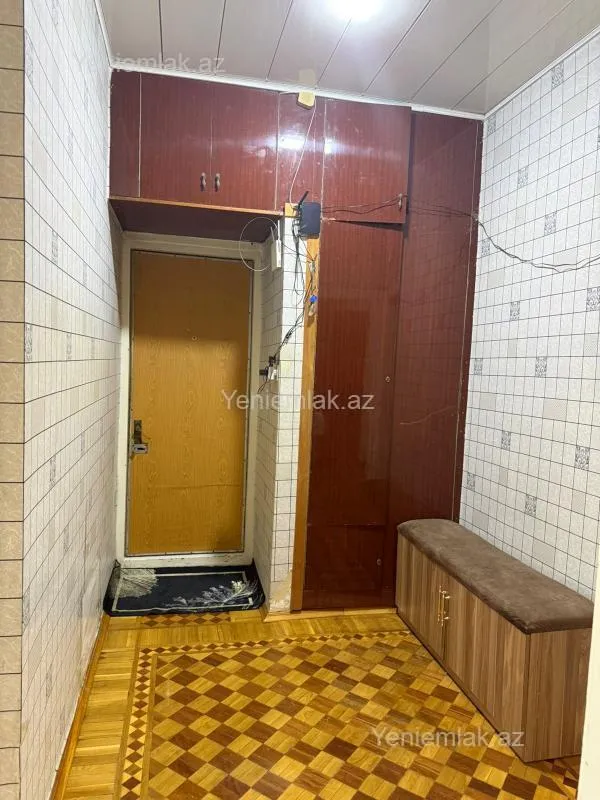 Satılır 3 otaqlı köhnə tikili 80 m²