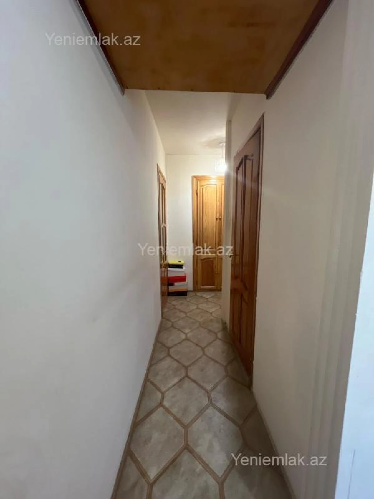 Satılır 2 otaqlı köhnə tikili 50 m²