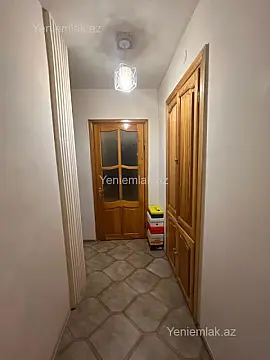 Satılır 2 otaqlı köhnə tikili 50 m²