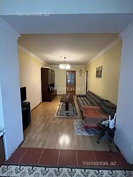 Satılır 2 otaqlı köhnə tikili 50 m²