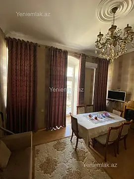 Satılır 1 otaqlı köhnə tikili 32 m²
