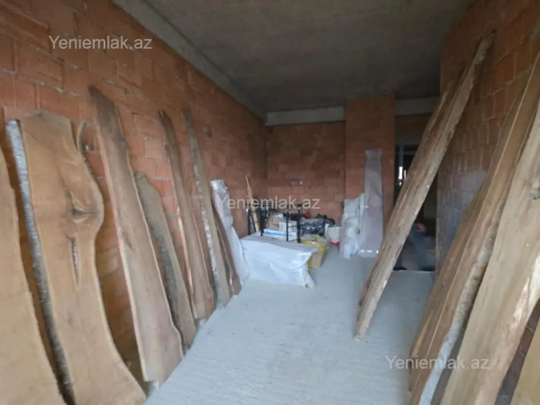 Satılır 2 otaqlı yeni tikili 70 m²
