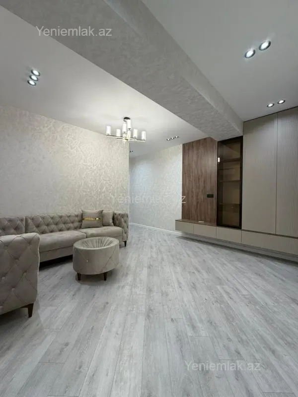 Satılır 3 otaqlı yeni tikili 107 m²