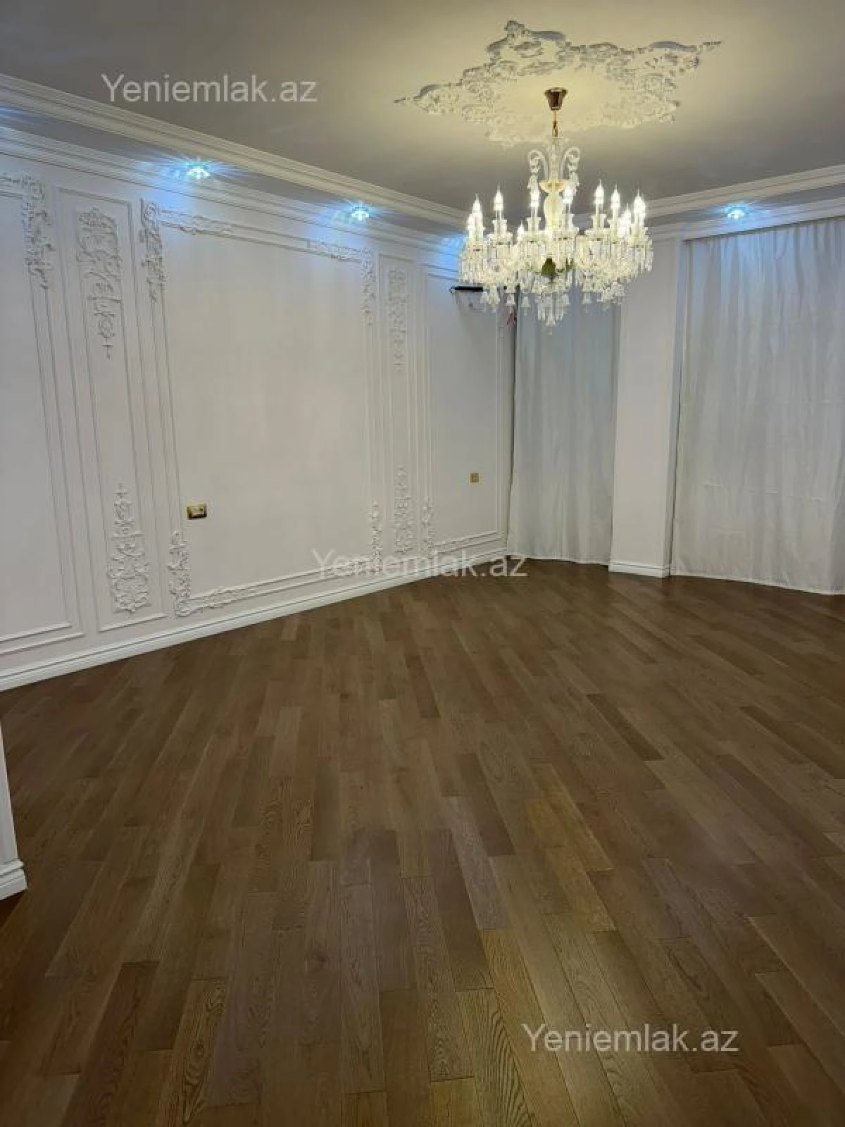 Satılır 3 otaqlı yeni tikili 190 m²