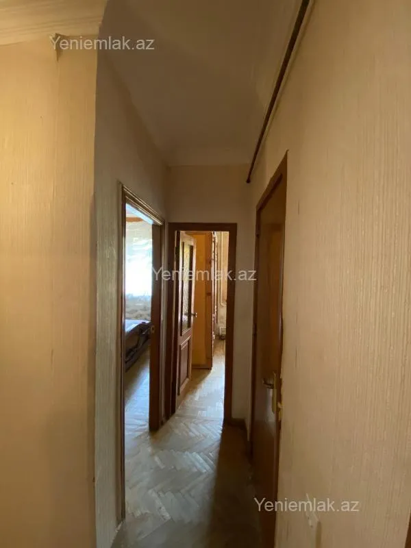 Satılır 4 otaqlı köhnə tikili 80 m²