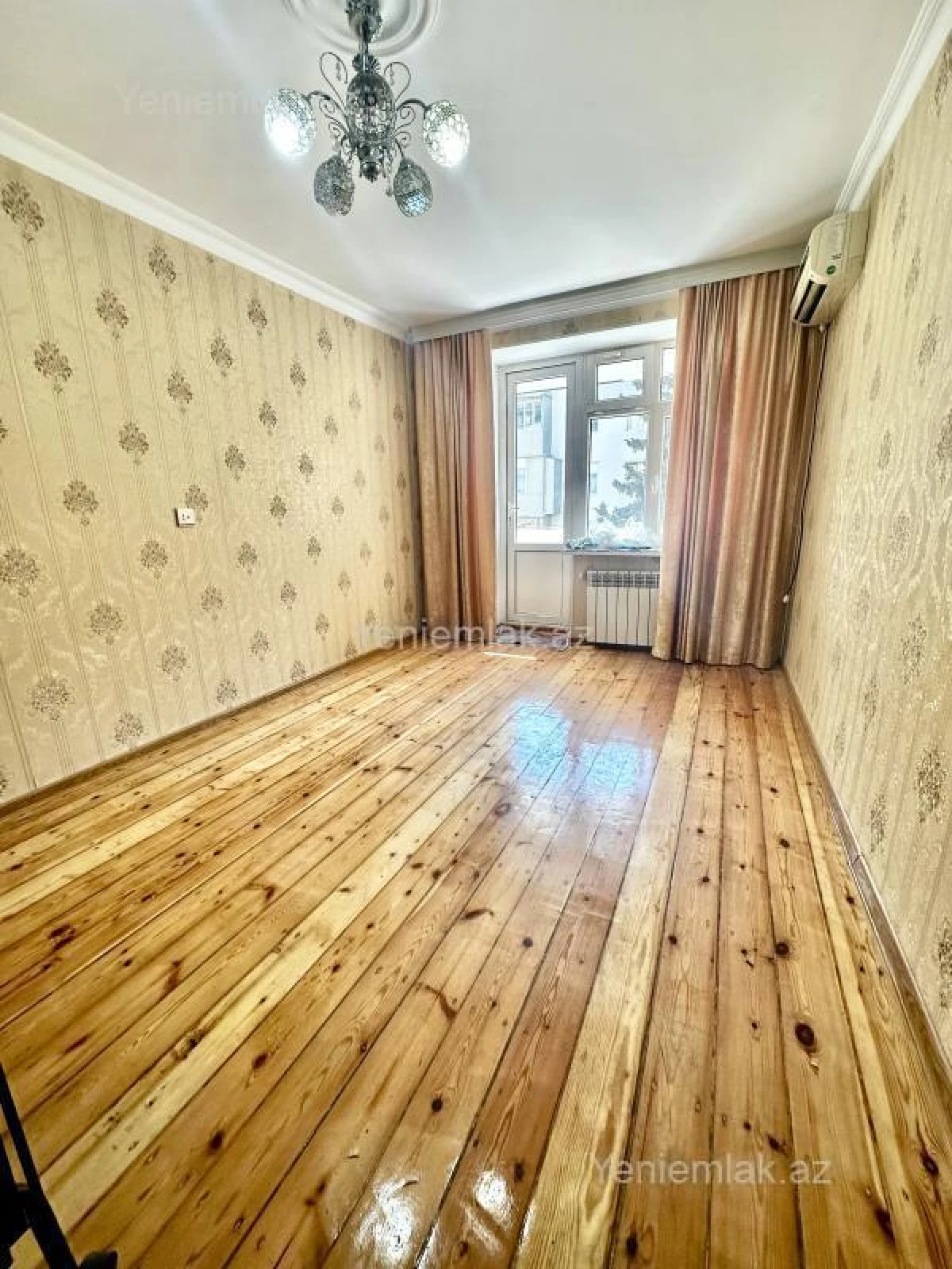 Satılır 2 otaqlı köhnə tikili 46 m²