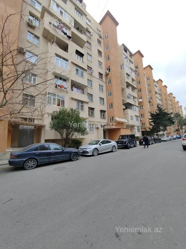 Satılır 5 otaqlı köhnə tikili 120 m²