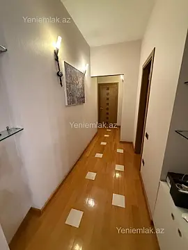 Satılır 4 otaqlı yeni tikili 200 m²