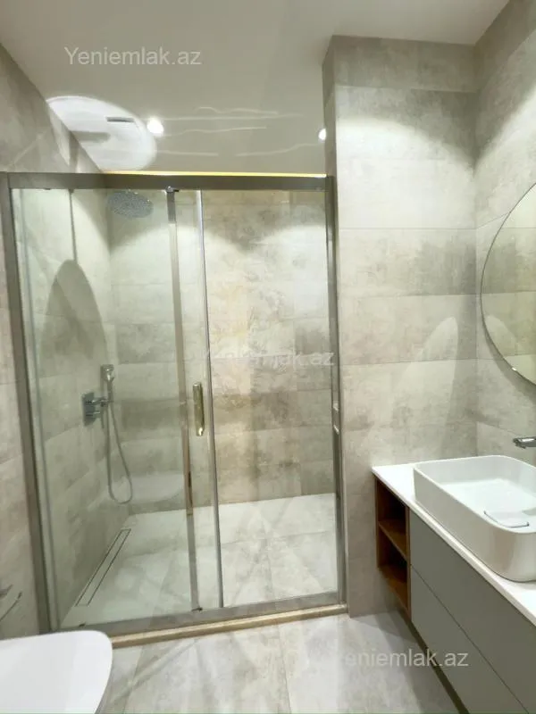 Satılır 3 otaqlı yeni tikili 140 m²