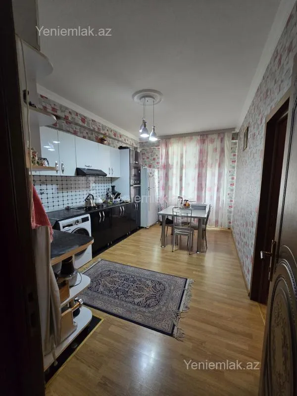 Satılır 3 otaqlı yeni tikili 90 m²