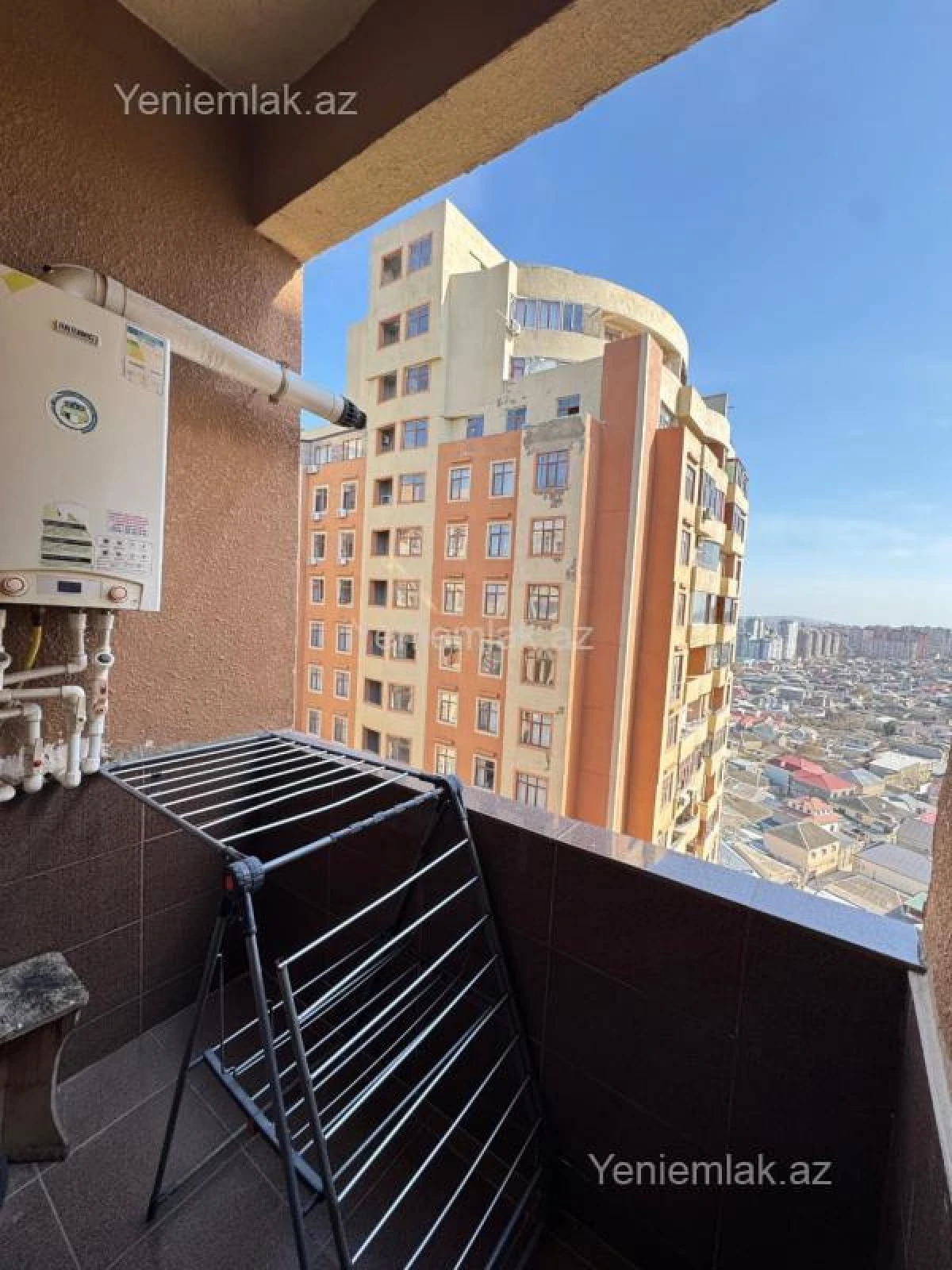 Satılır 2 otaqlı yeni tikili 60 m²