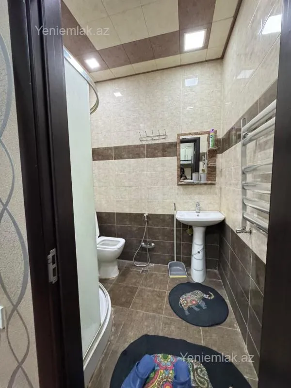 Satılır 2 otaqlı yeni tikili 60 m²