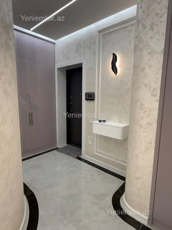 Satılır 3 otaqlı yeni tikili 127 m²