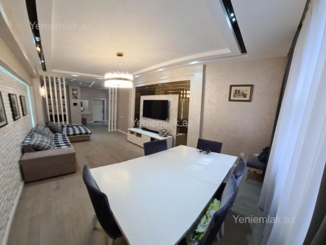 Satılır 3 otaqlı yeni tikili 122 m²