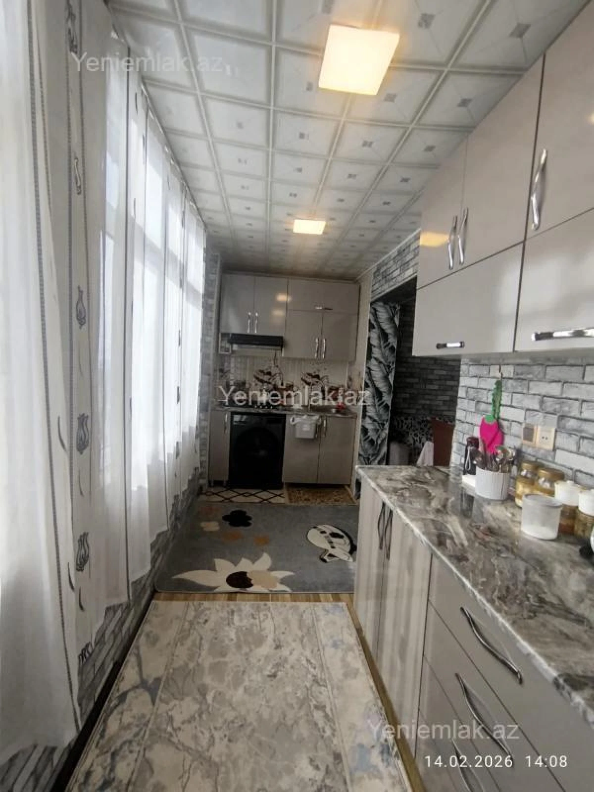 Satılır 4 otaqlı köhnə tikili 110 m²