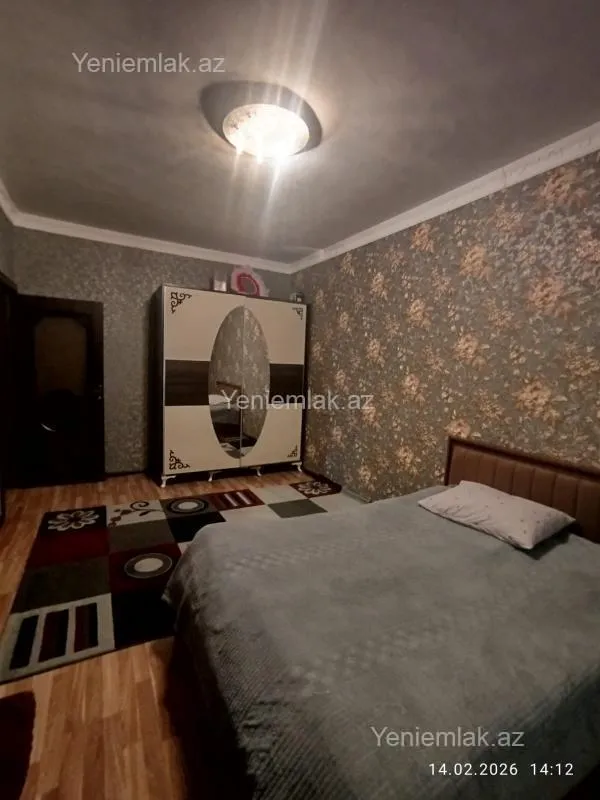 Satılır 4 otaqlı köhnə tikili 110 m²