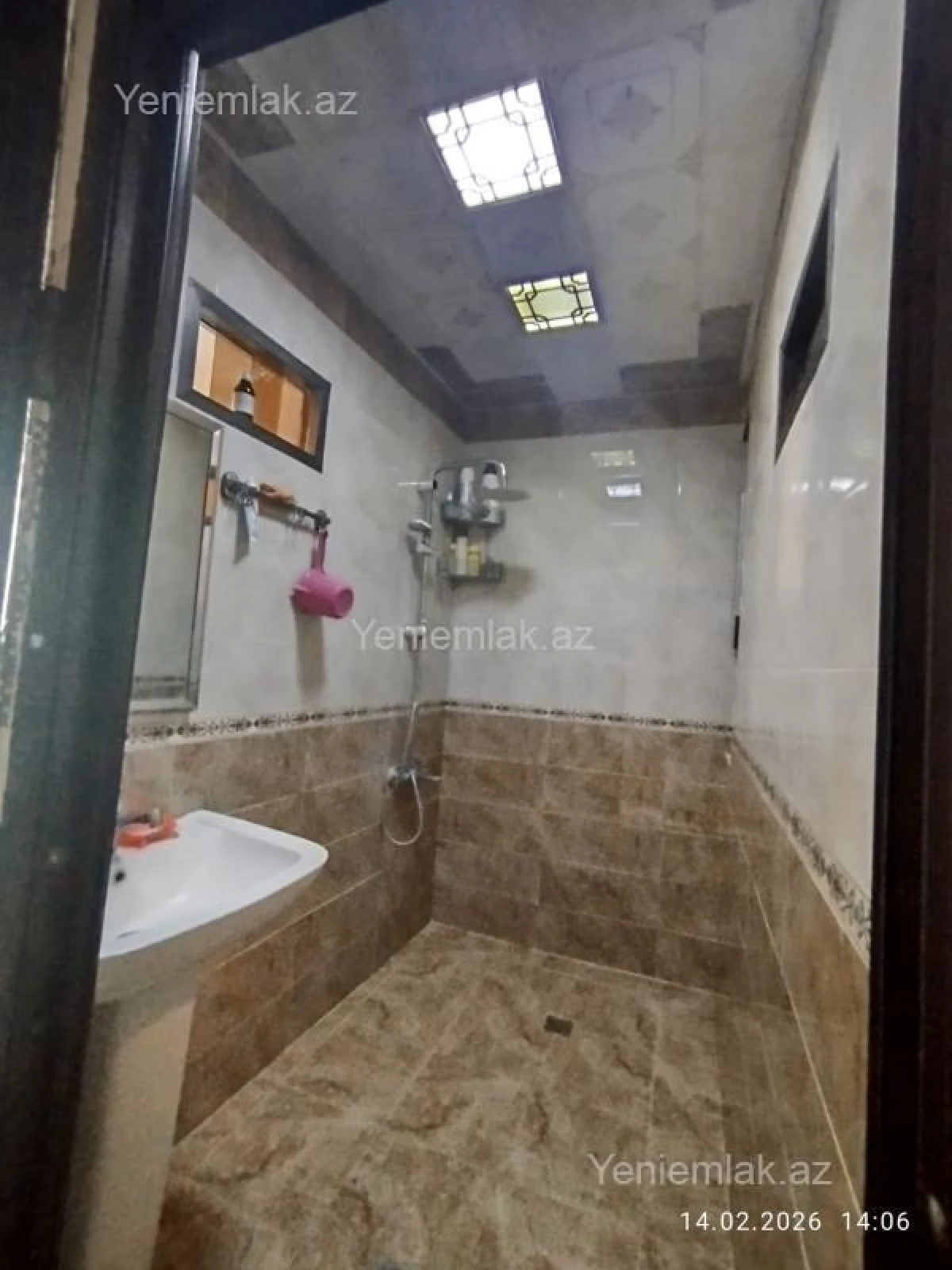 Satılır 4 otaqlı köhnə tikili 110 m²