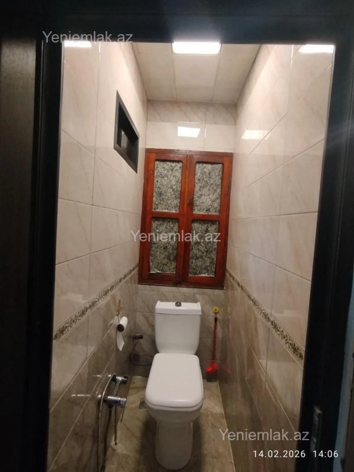 Satılır 4 otaqlı köhnə tikili 110 m²