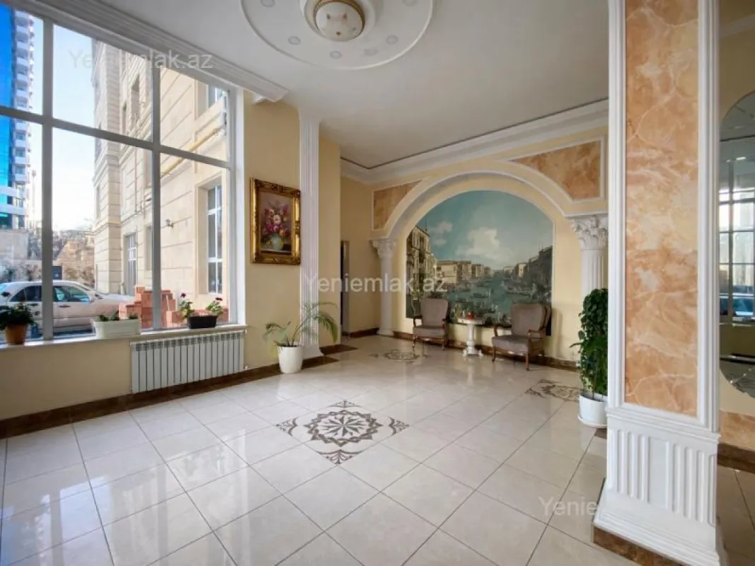 Satılır 3 otaqlı yeni tikili 128 m²