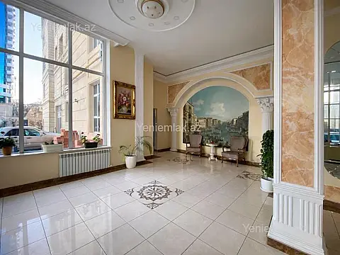 Satılır 3 otaqlı yeni tikili 128 m²