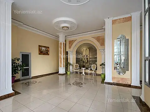 Satılır 3 otaqlı yeni tikili 128 m²