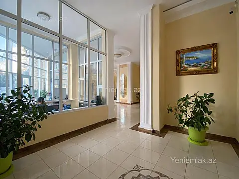 Satılır 3 otaqlı yeni tikili 128 m²