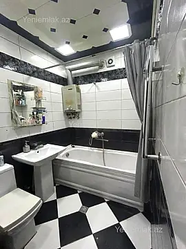 Satılır 2 otaqlı köhnə tikili 65 m²