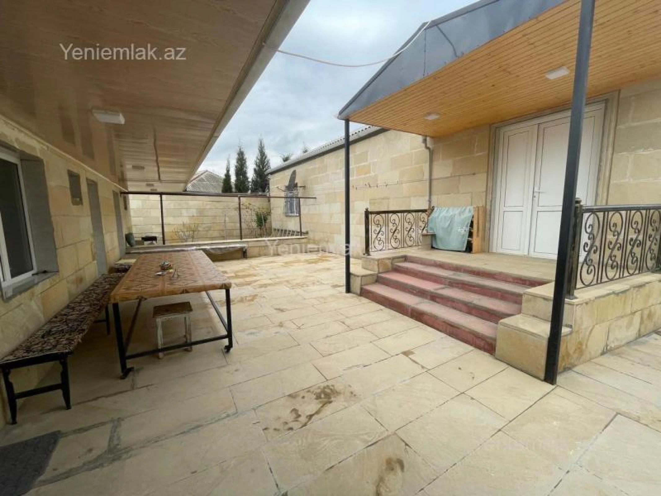 Satılır 3 otaqlı həyət evi 110 m²