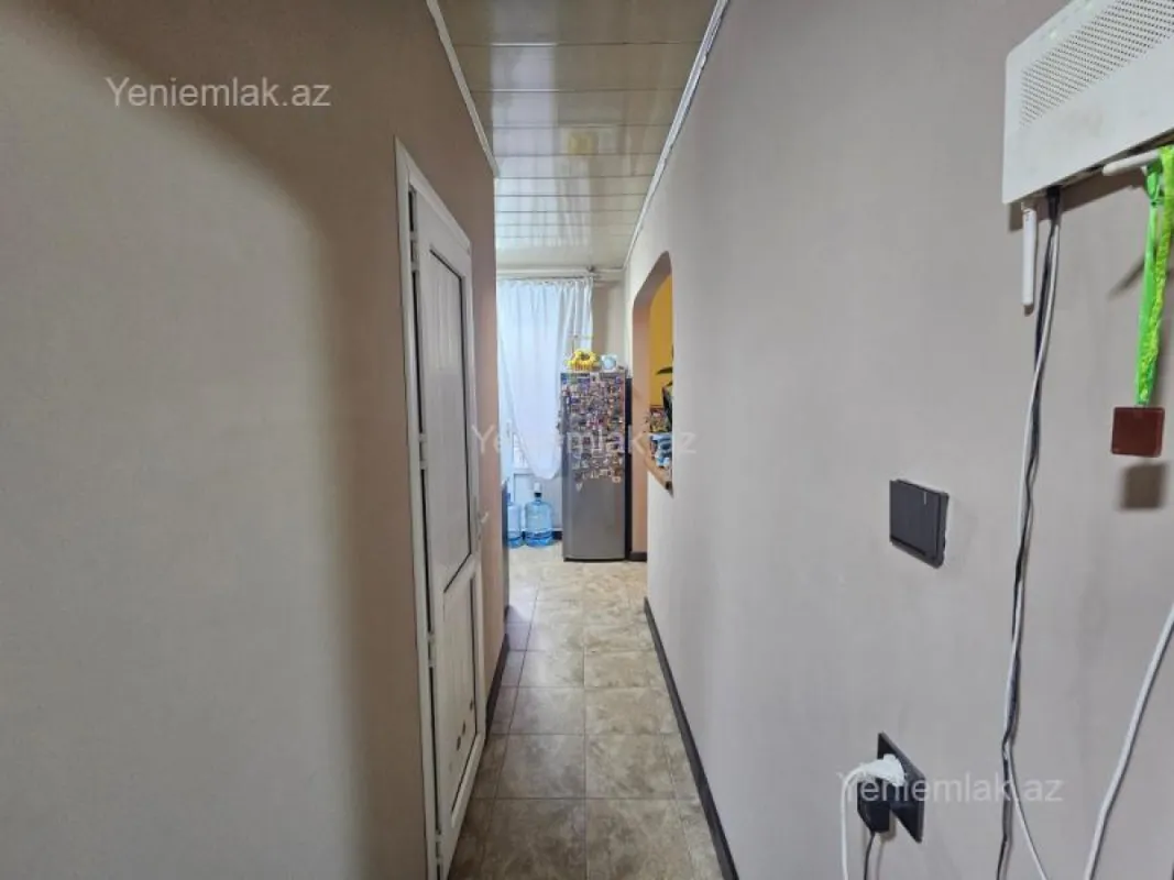 Satılır 5 otaqlı köhnə tikili 120 m²