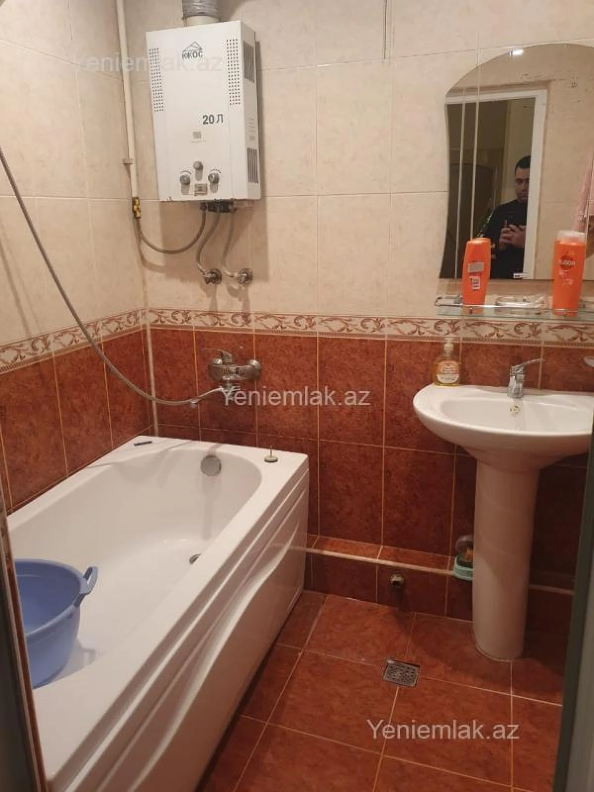 Satılır 3 otaqlı köhnə tikili 75 m²
