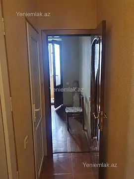Satılır 3 otaqlı köhnə tikili 75 m²