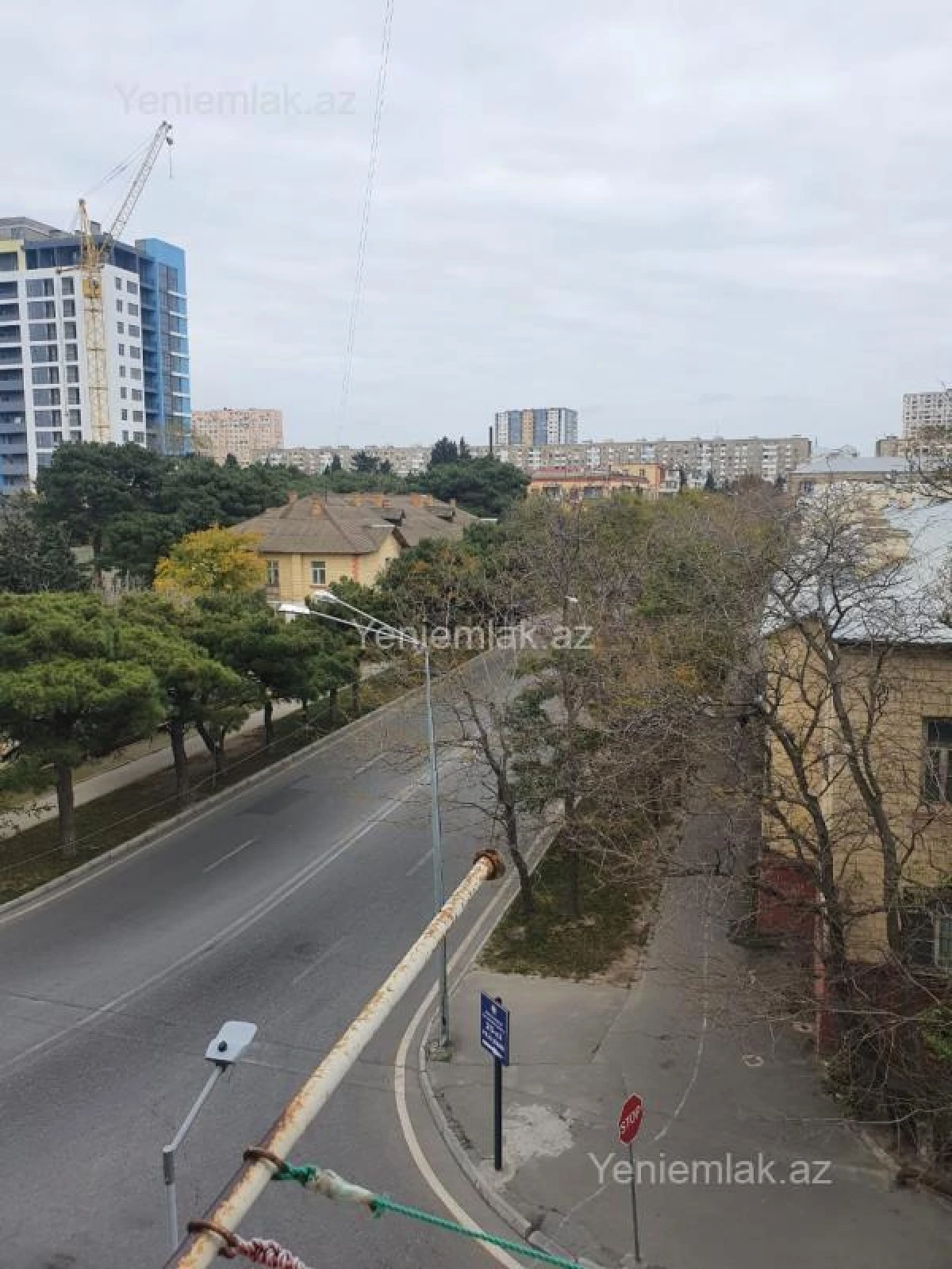 Satılır 3 otaqlı köhnə tikili 75 m²