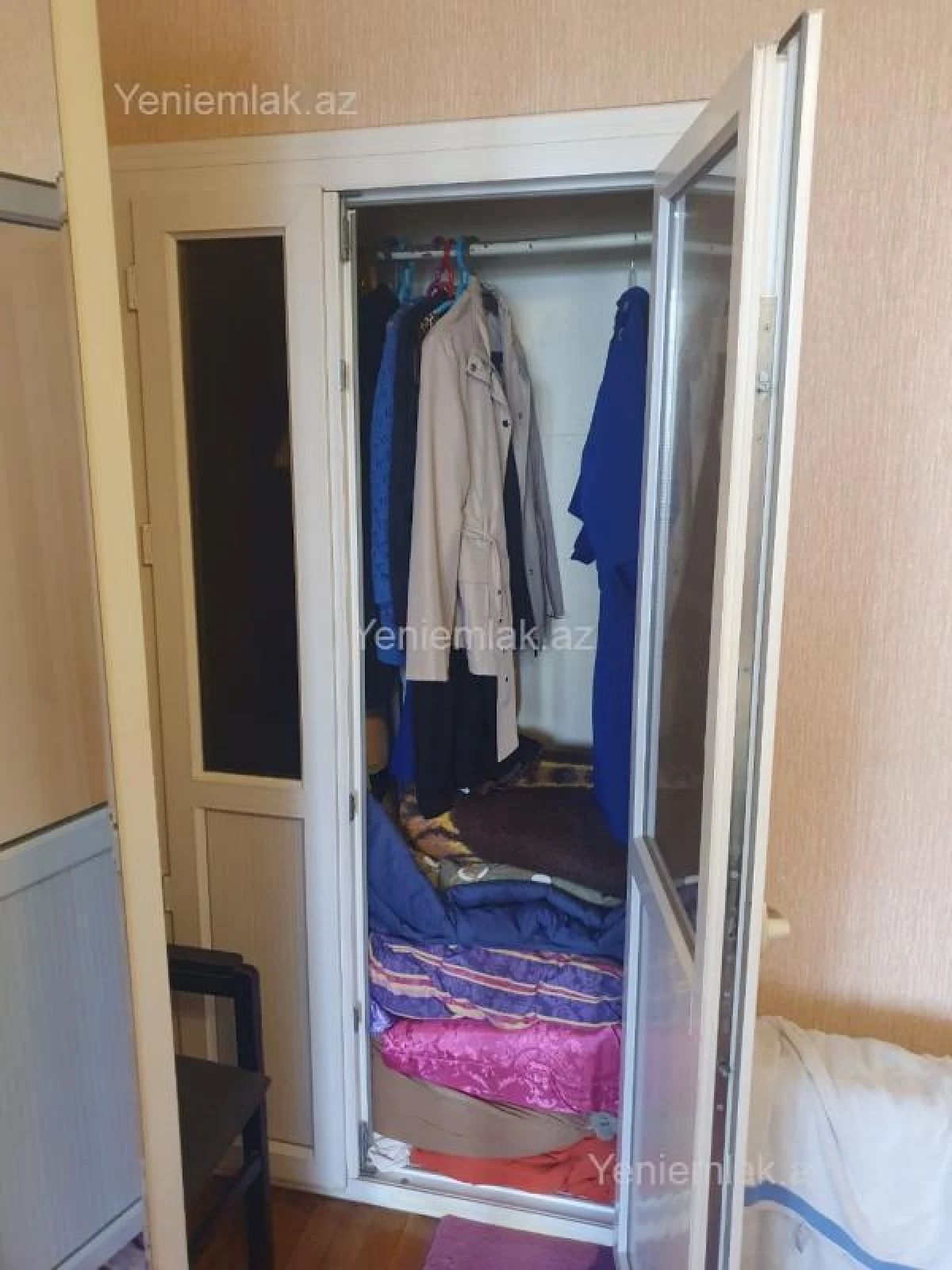 Satılır 3 otaqlı köhnə tikili 75 m²