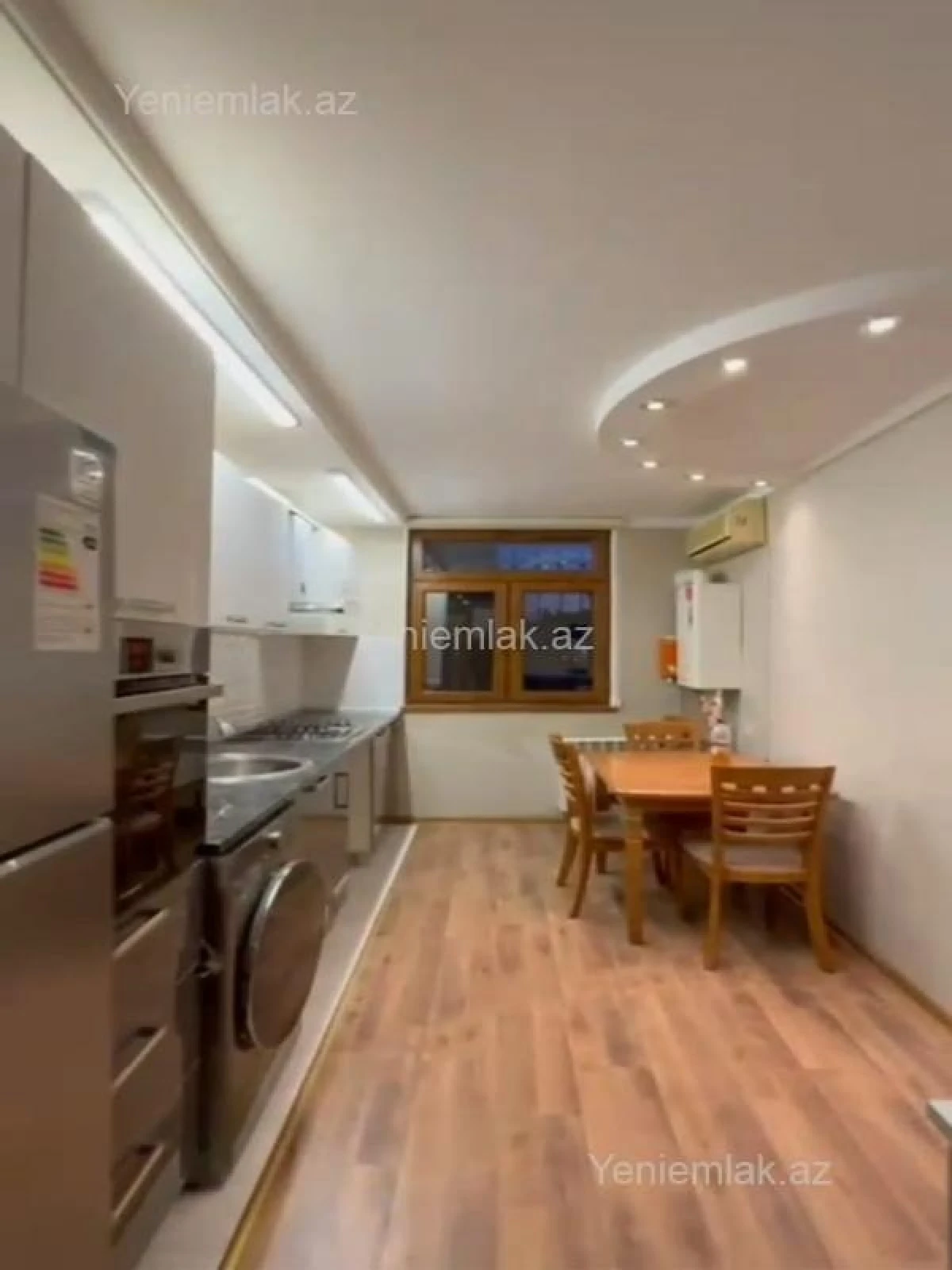 Satılır 3 otaqlı köhnə tikili 75 m²