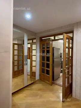 Satılır 3 otaqlı köhnə tikili 75 m²