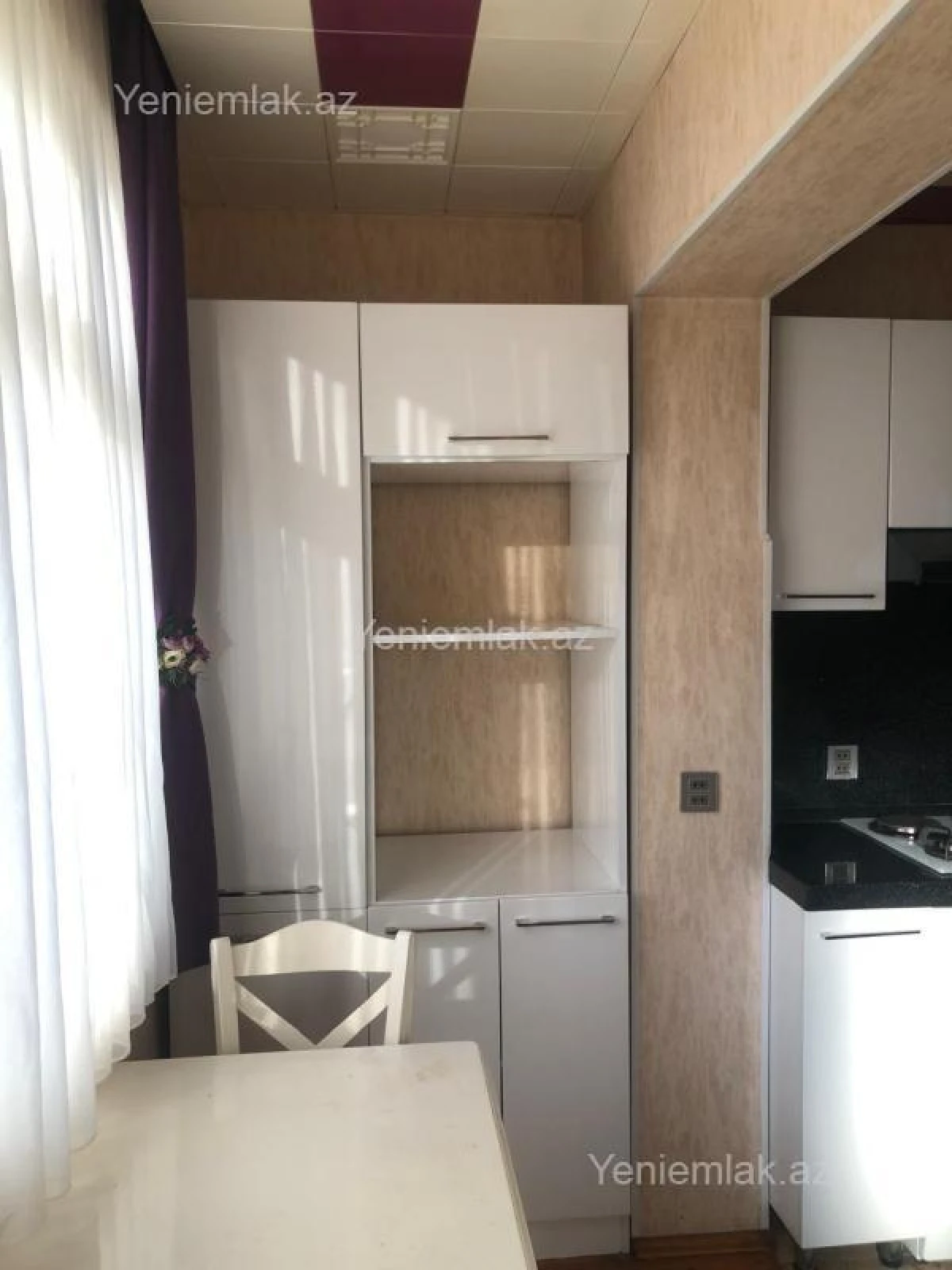 Satılır 3 otaqlı köhnə tikili 80 m²